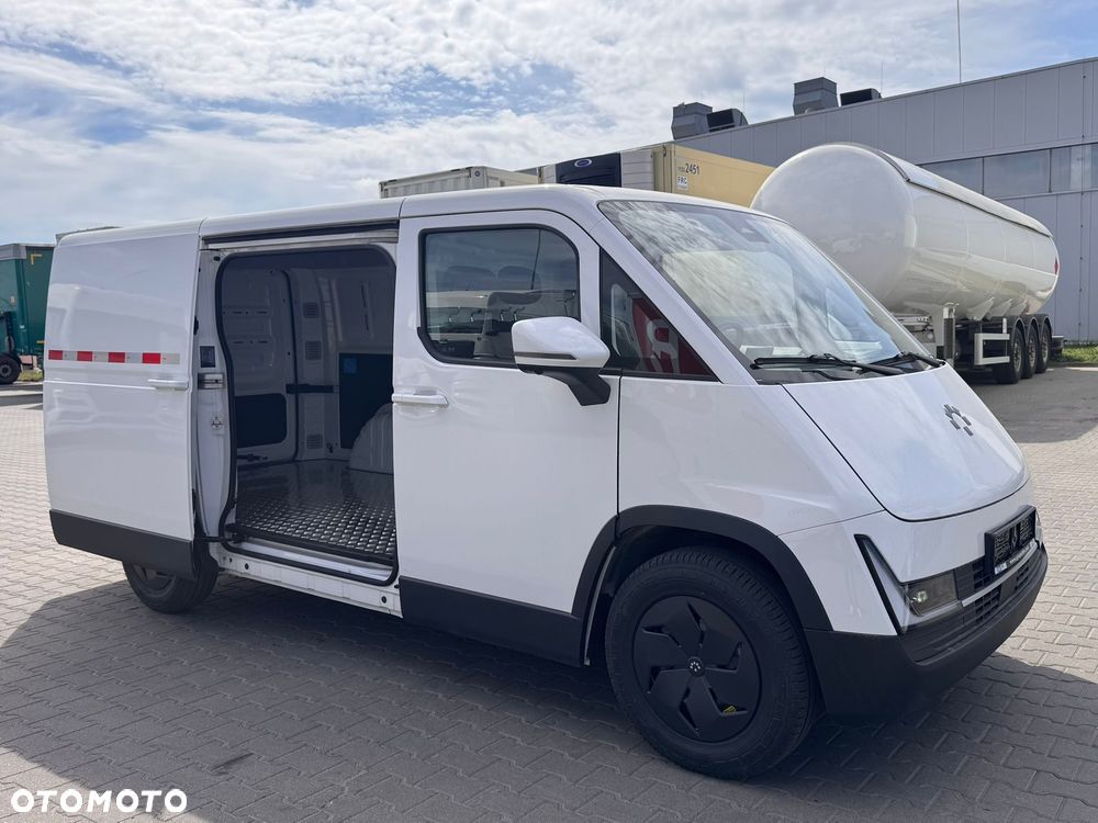 FOTON CAVAN - 8