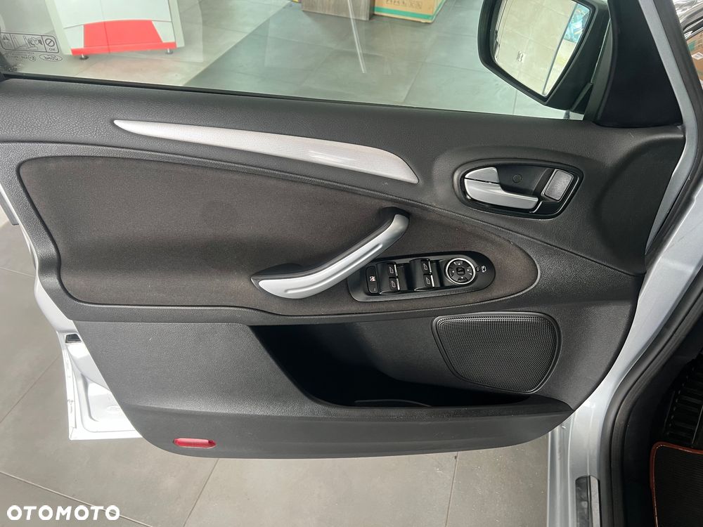 Ford Galaxy 2.0 TDCi Platinium X - 16