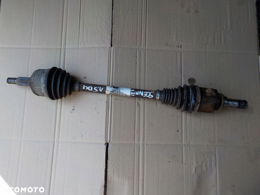 półoś lewa renault grand scenic III 1,5 DCI 2016r - 1