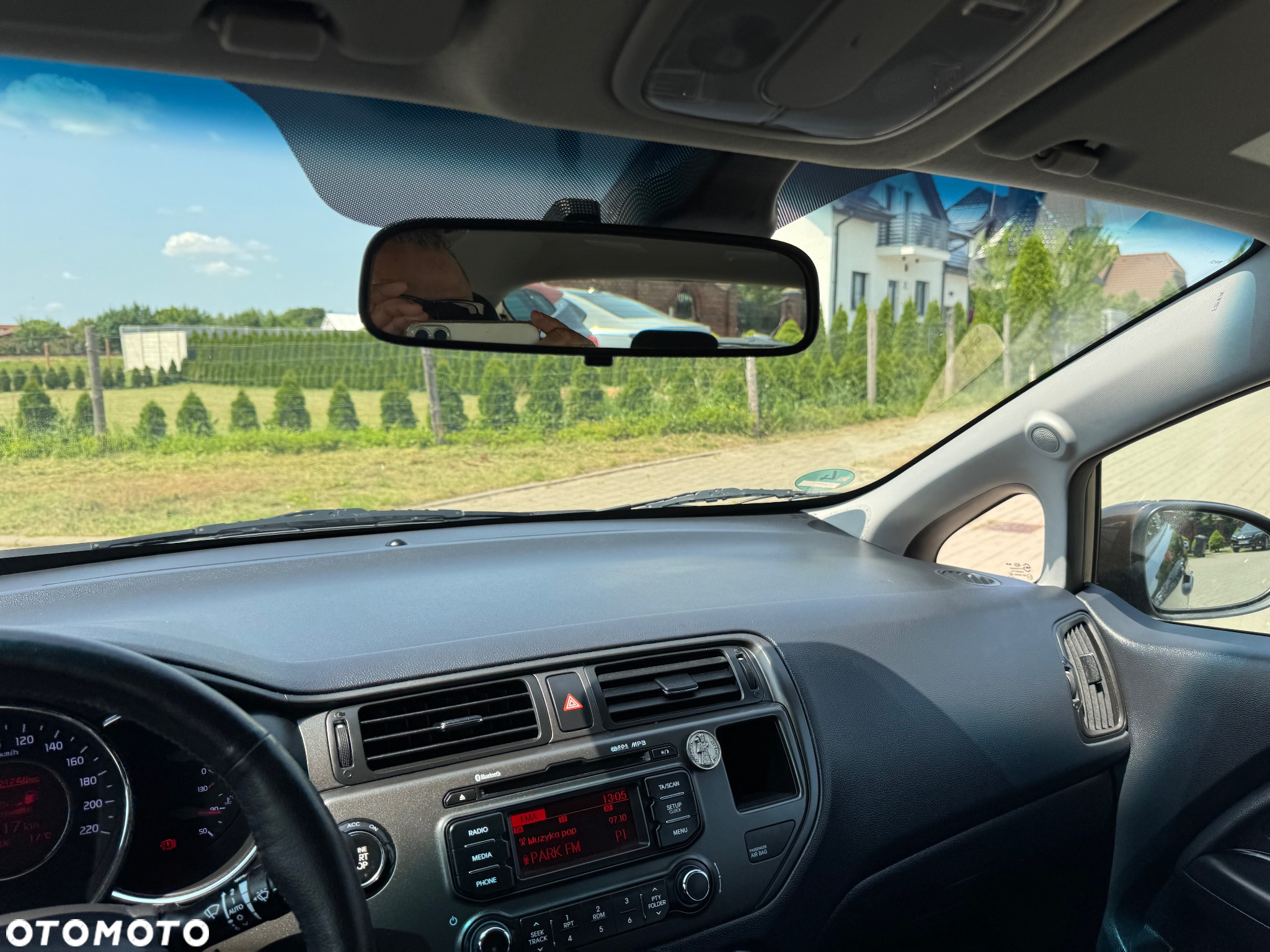 Kia Rio 1.4 Dream-Team Edition - 28