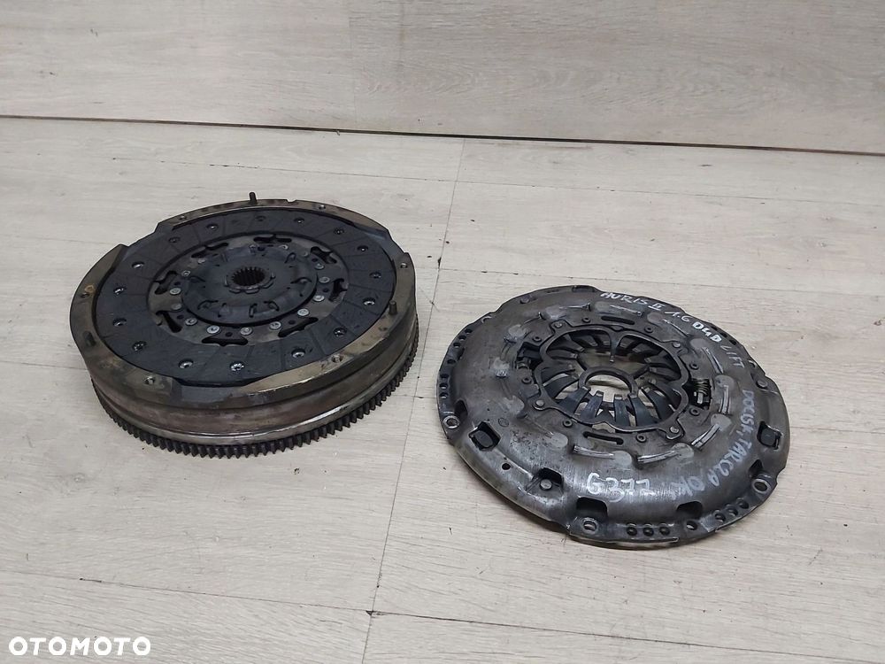 Toyota AVENSIS T27 T29 BMW 1,6 d4d Verso Rav4 Sprzegło docisk zamach - 1