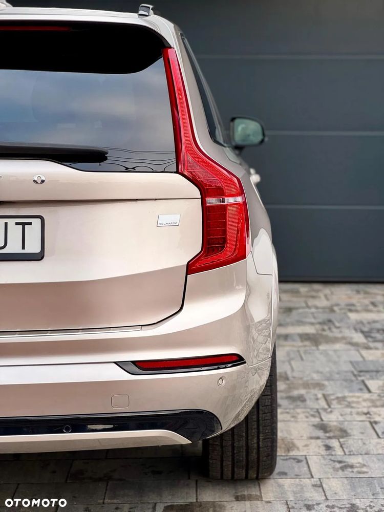 Volvo XC 90 - 9