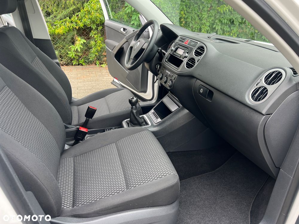 Volkswagen Tiguan - 10