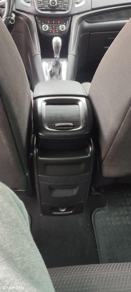 Opel Zafira 2.0 CDTI Enjoy - 26