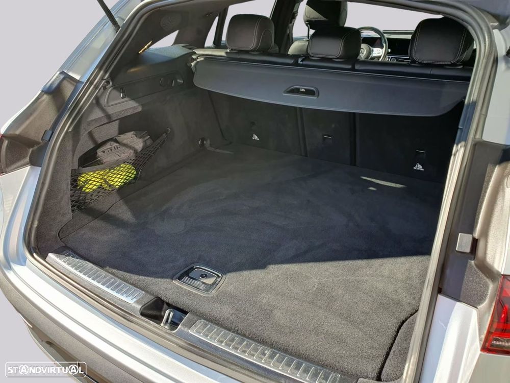 Mercedes-Benz EQC - 19