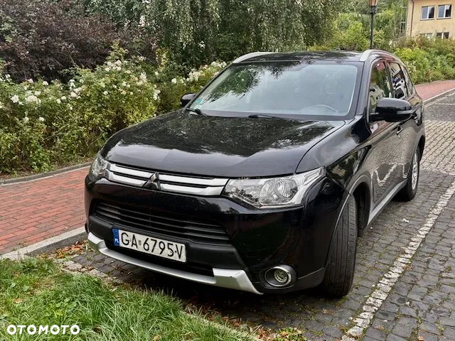 Mitsubishi Outlander - 3