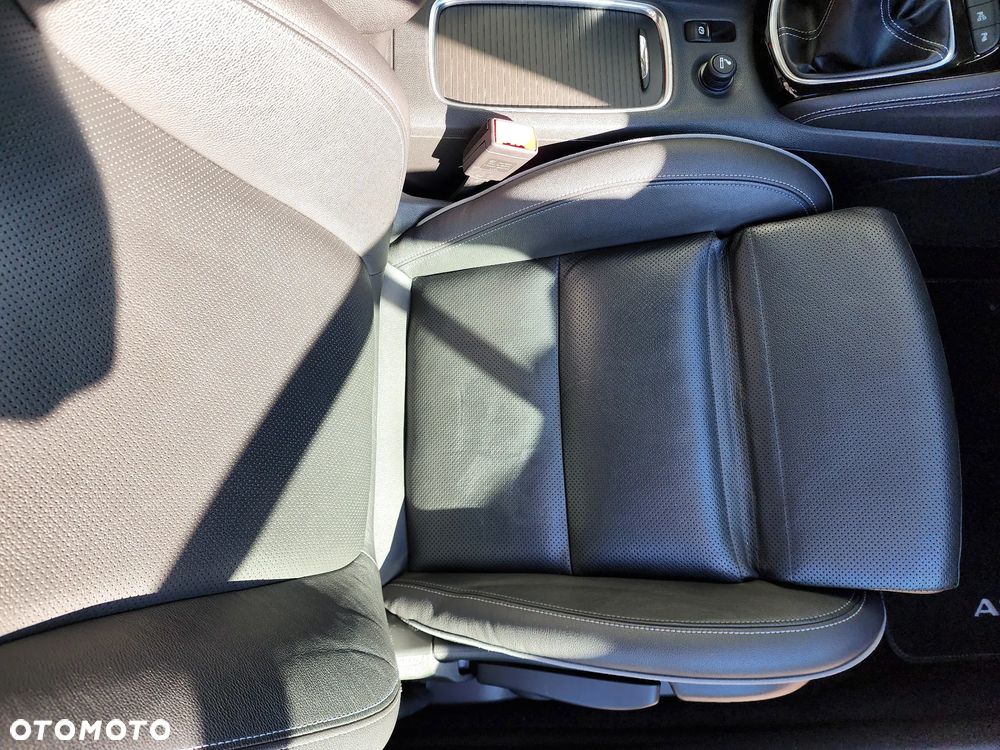 Opel Astra 1.4 Turbo Start/Stop Innovation - 29