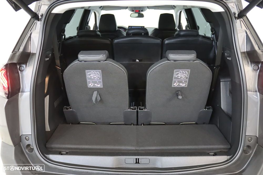 Peugeot 5008 1.2 PureTech Allure Pack EAT8 - 39