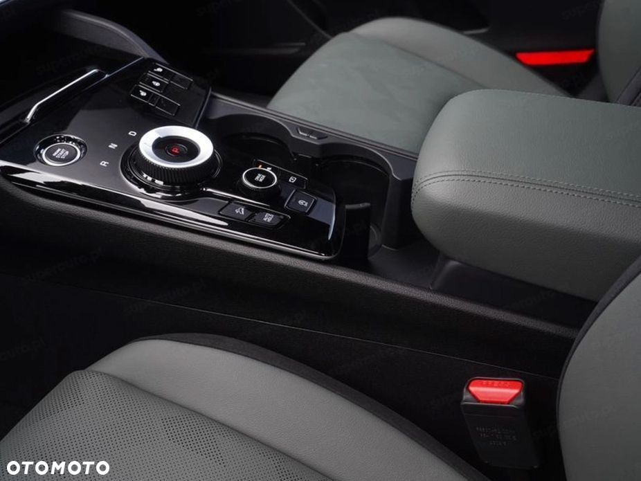 Kia Sportage 1.6 T-GDI HEV Anniversary 2WD - 15