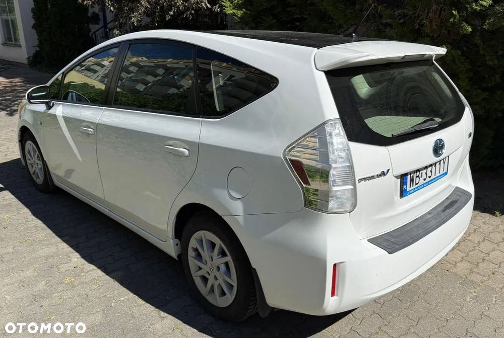 Toyota Prius 1.8 HSD Premium - 4
