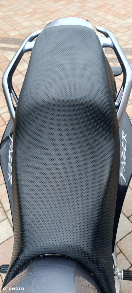 Yamaha FZ6 - 10