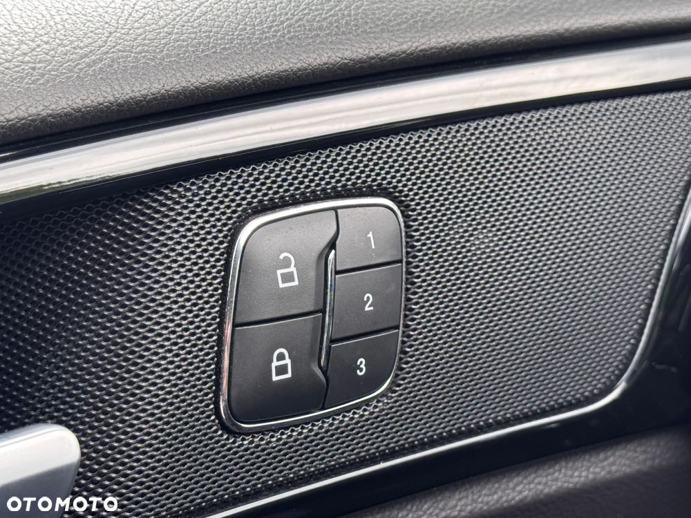 Ford Mondeo 2.0 EcoBlue ST-Line - 22