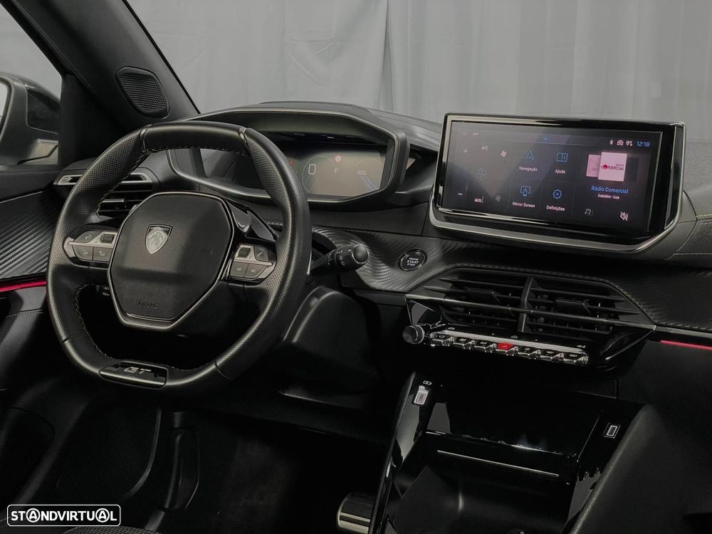 Peugeot 2008 1.2 PureTech GT Line EAT8 - 7