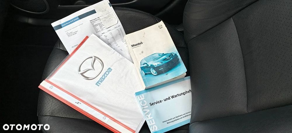 Mazda 3 1.6 Active + - 39