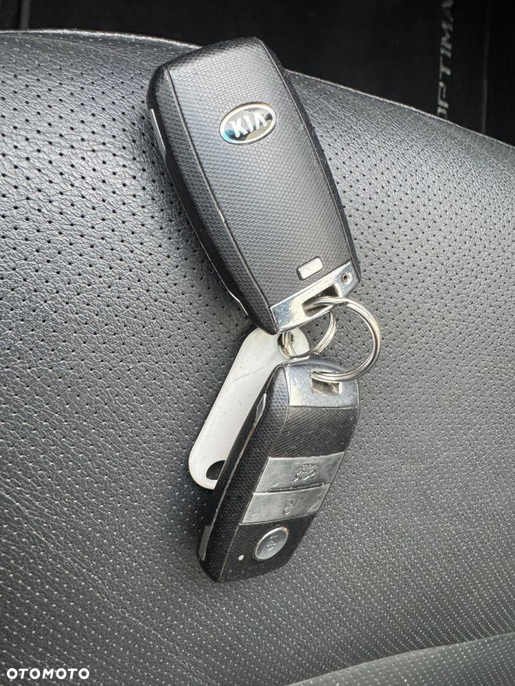 Kia Optima 2.0 CVVT Spirit - 19