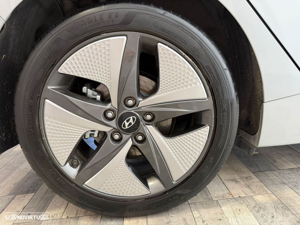 Hyundai Ioniq 1.6 GDI HEV Pack Plus - 26