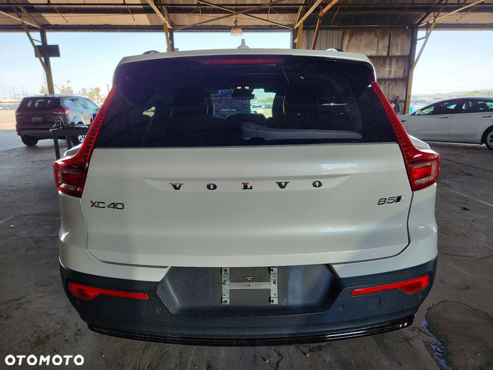 Volvo XC 40 - 7