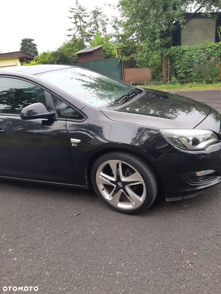 Opel Astra 1.4 Turbo 150 Jahre - 4