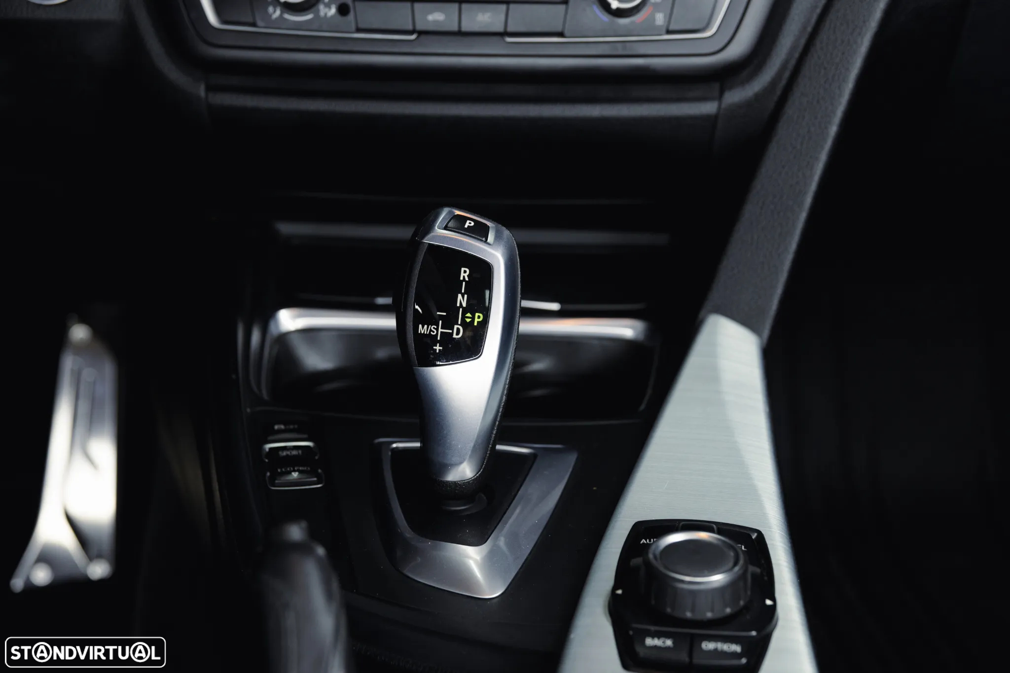 BMW 320 d Touring Auto Pack M - 8