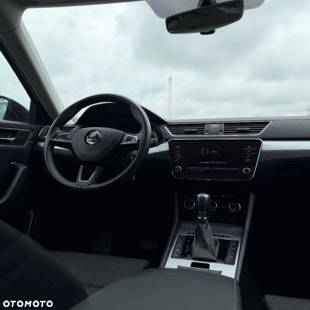 Skoda Superb - 35