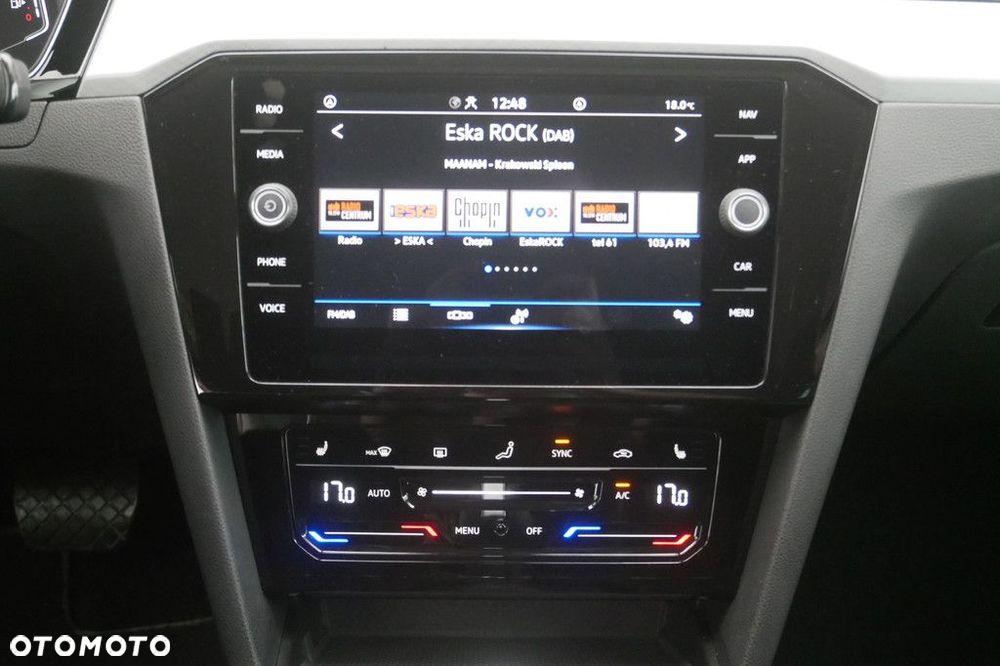 Volkswagen Passat 2.0 TSI Business DSG - 10