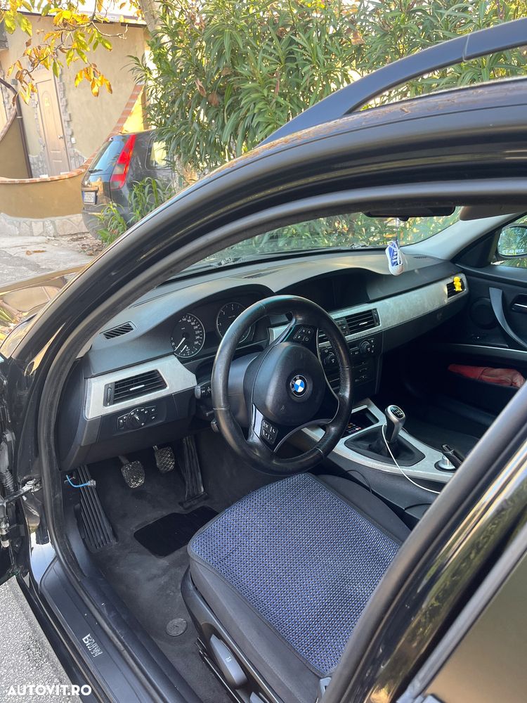 BMW Seria 3 320d - 13