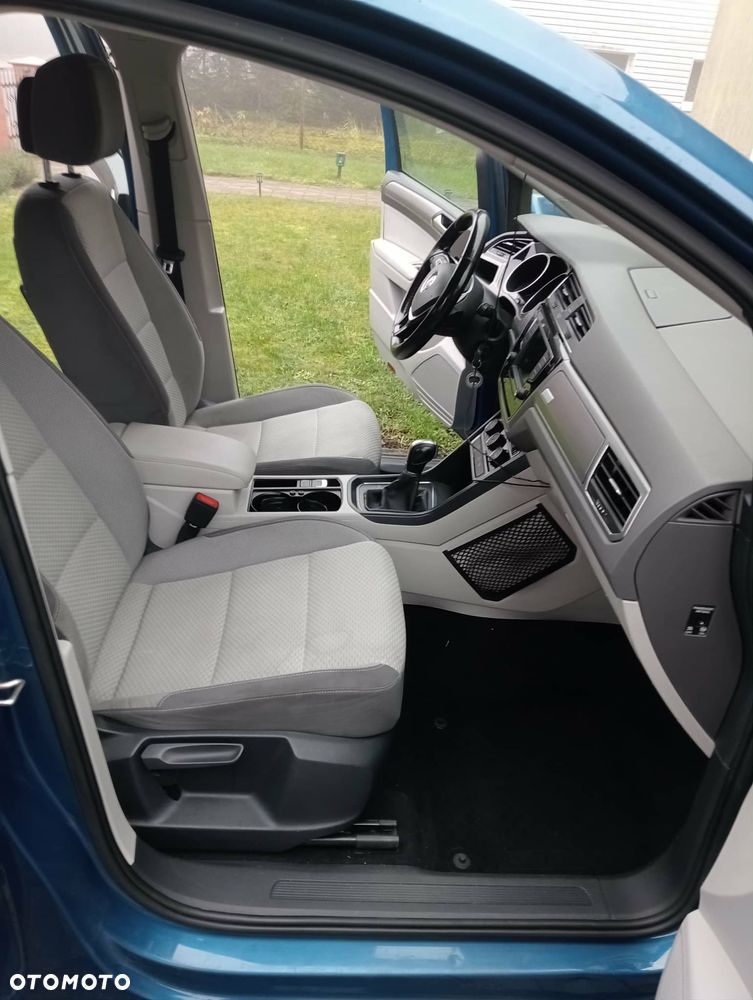 Volkswagen Touran 2.0 TDI SCR (BlueMotion Technology) DSG Comfortline - 23