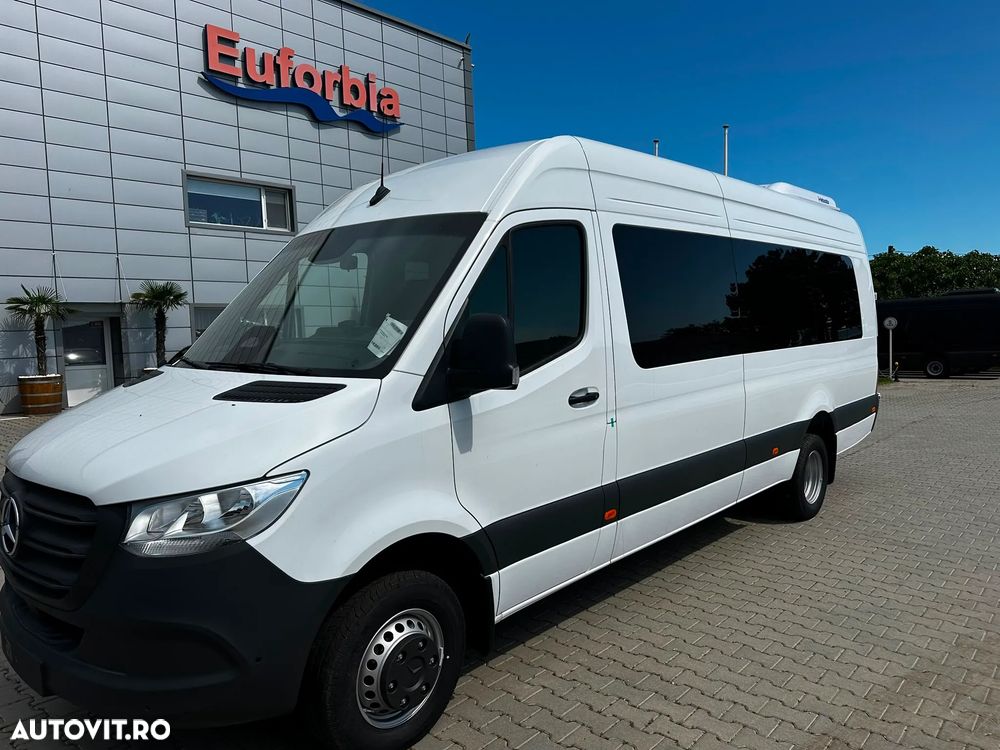 Mercedes-Benz Sprinter 517 Microbuz VIP 20+1 locuri Categoria a II-a 2026 - 2