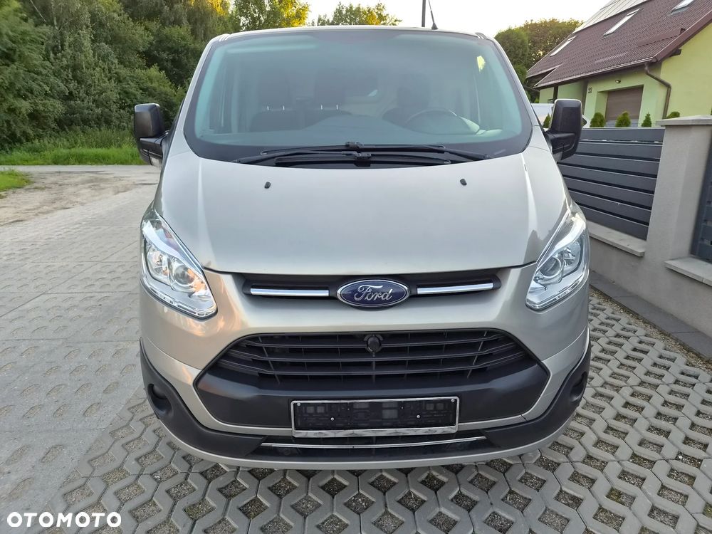 Ford TRANSIT CUSTOM - 12