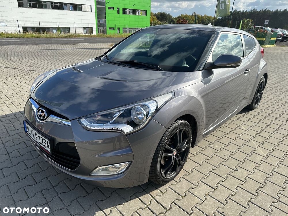 Hyundai Veloster - 33