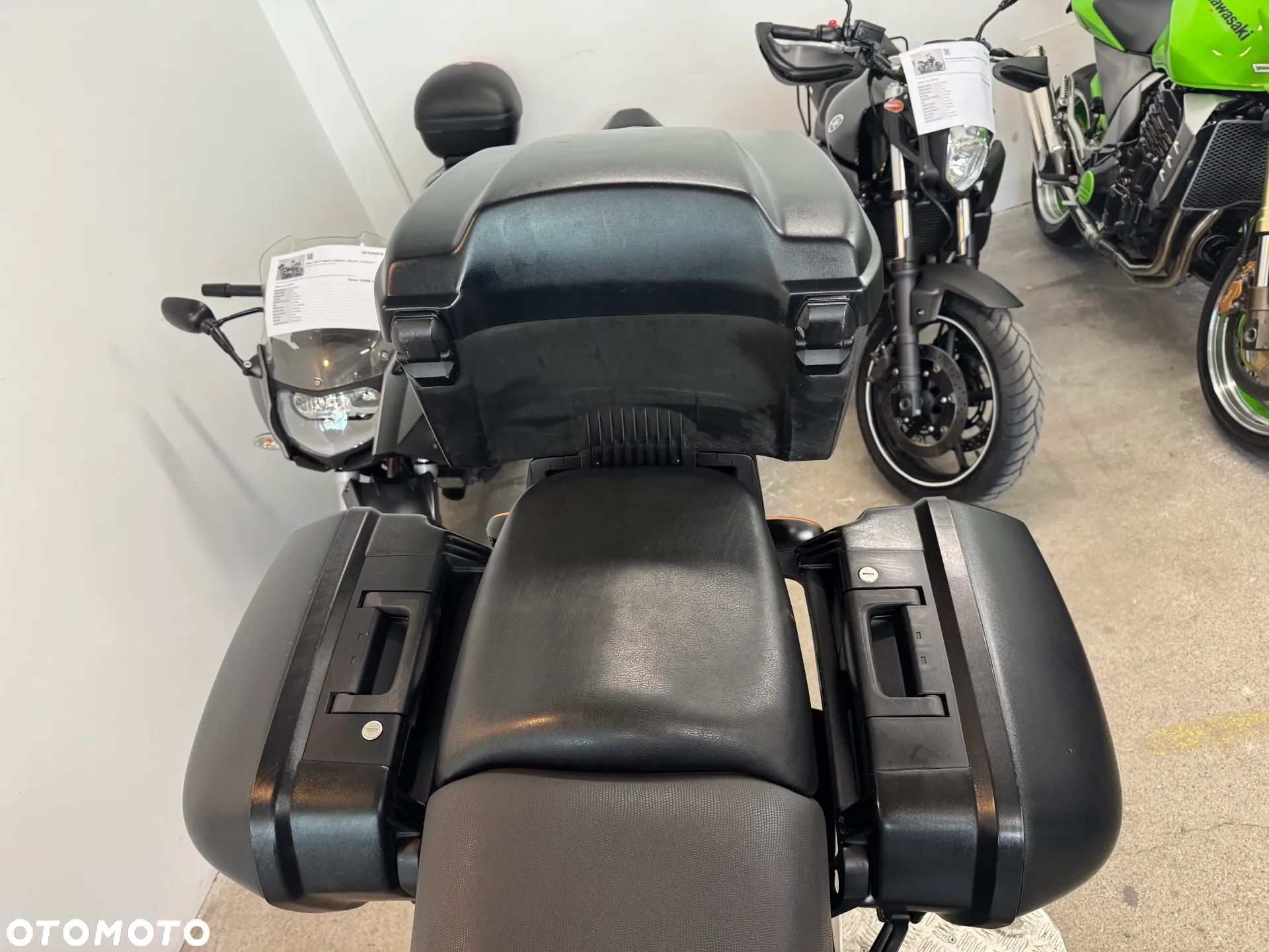 BMW R - 27