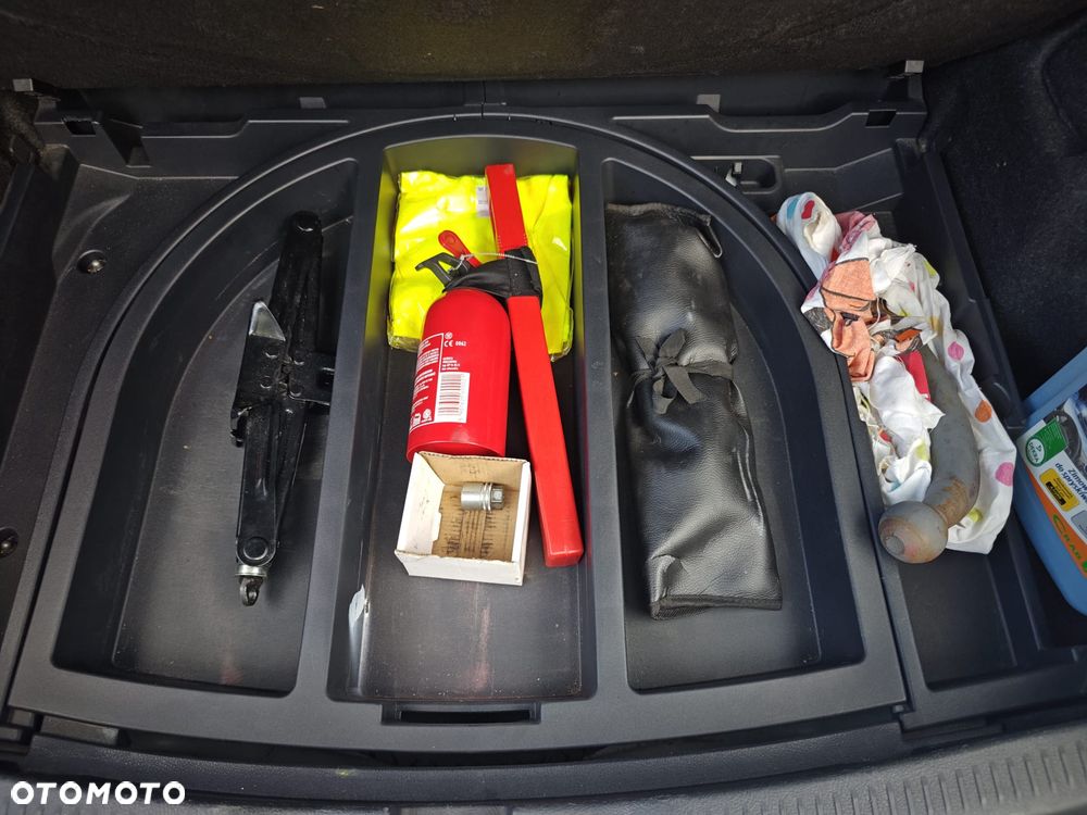 Toyota Auris 1.4 D-4D Active - 8