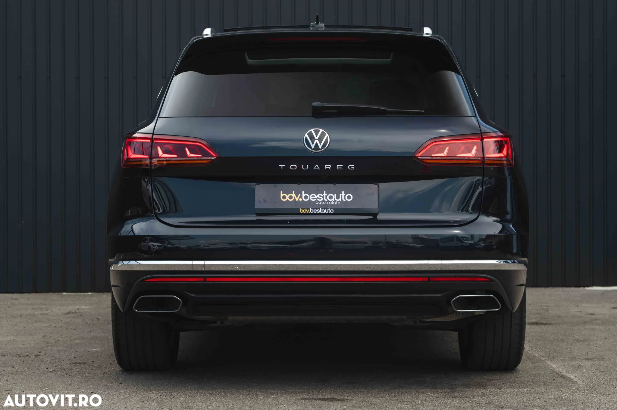 Volkswagen Touareg V6 TDI 4MOTION Elegance - 10