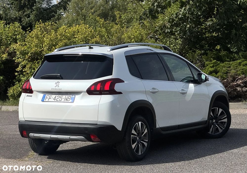 Peugeot 2008 PureTech 110 GPF Stop&Start EAT6 Allure - 19