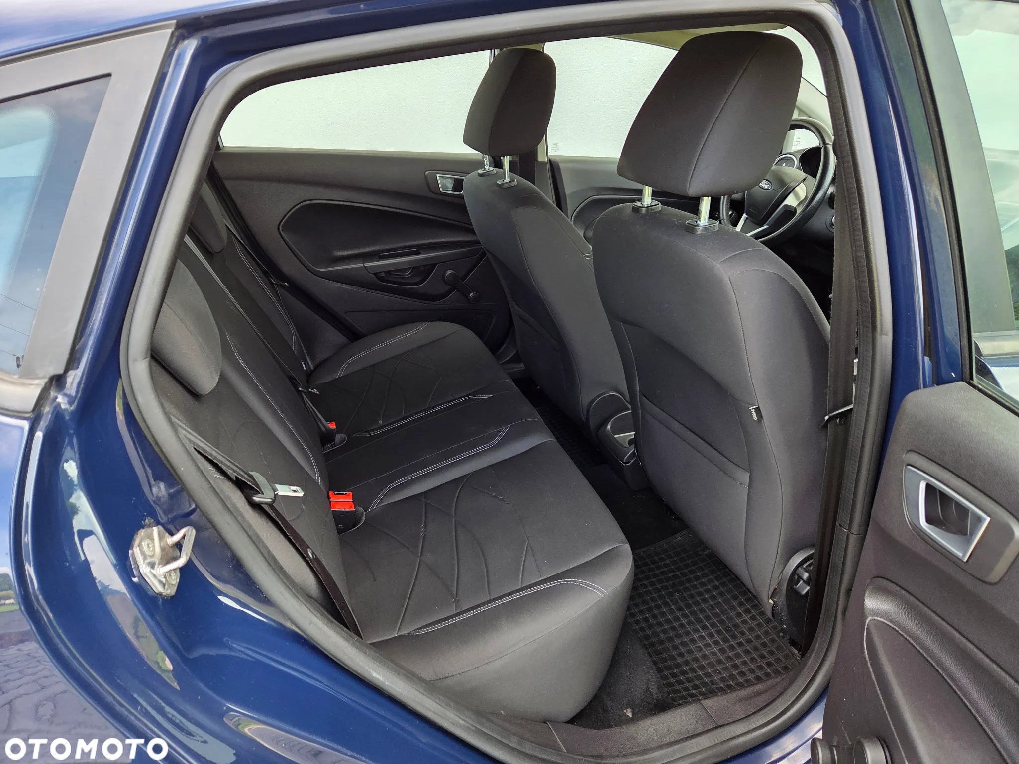 Ford Fiesta - 12