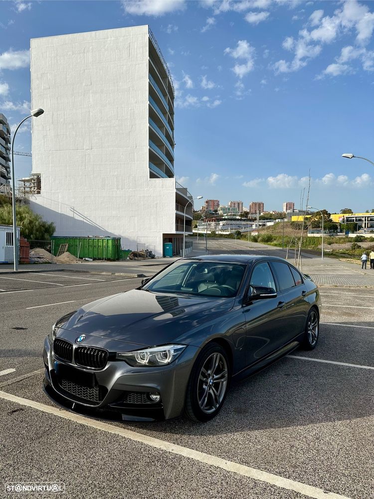 BMW 330 e iPerformance Pack M Shadow - 1