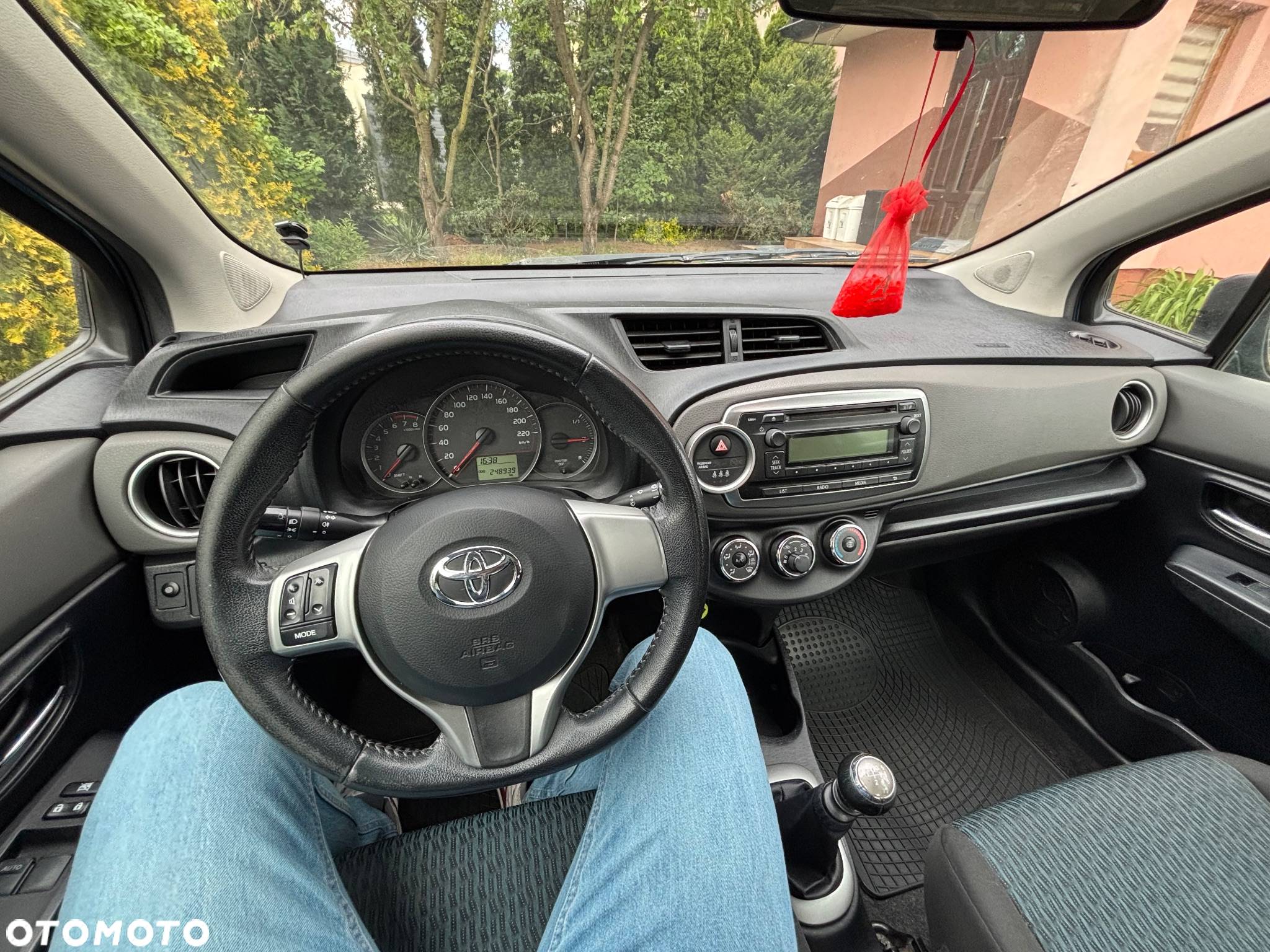 Toyota Yaris - 4