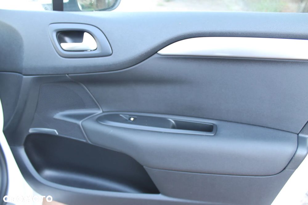 Citroën C4 VTi 120 Exclusive - 29