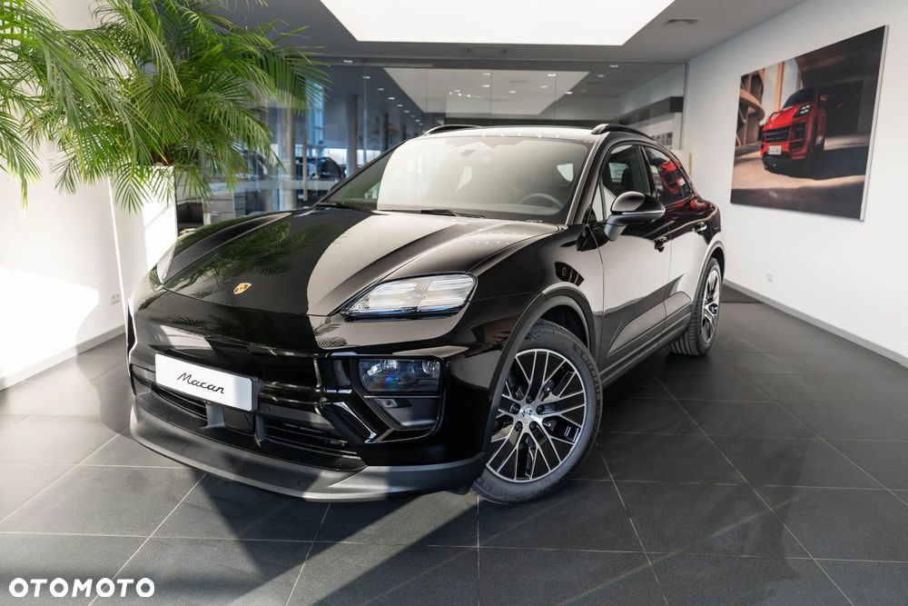 Porsche Macan - 1