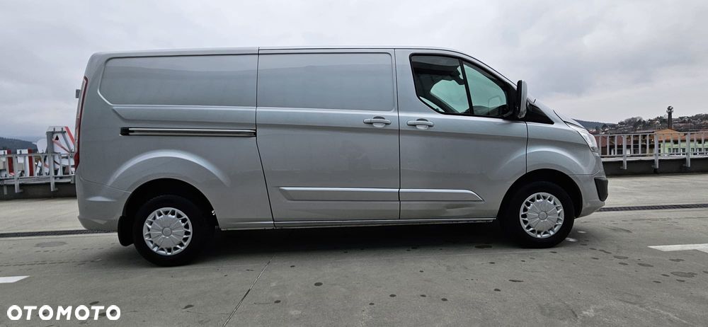 Ford TRANSIT COUSTOM - 12