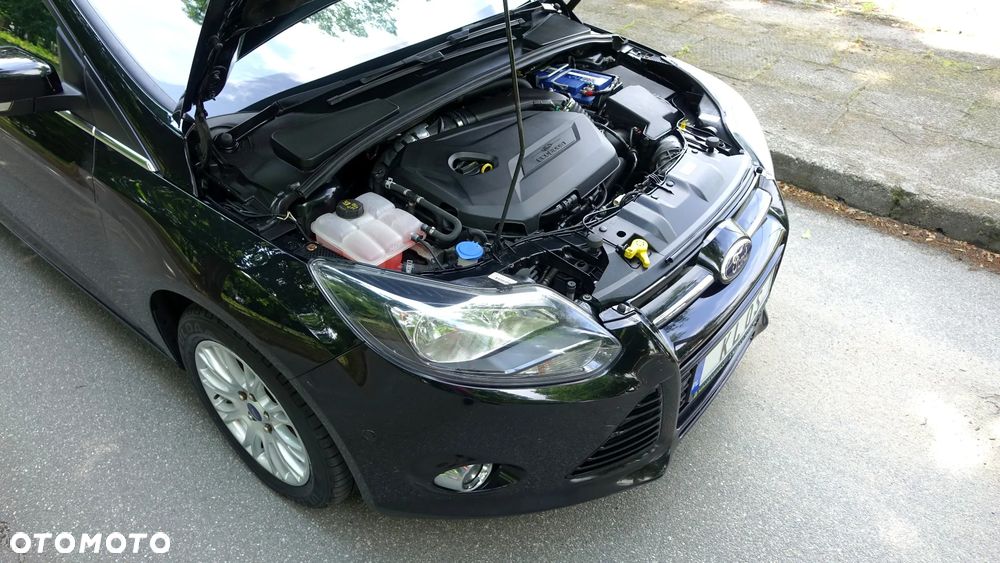 Ford Focus 1.6 EcoBoost Titanium - 23