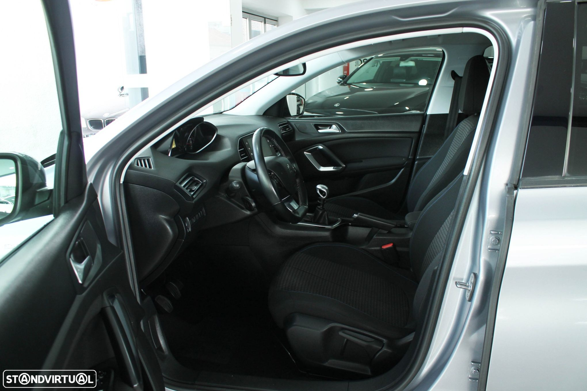 Peugeot 308 SW 1.5 BlueHDi Style - 11
