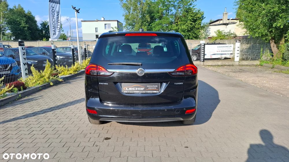 Opel Zafira - 25