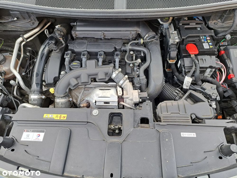 Peugeot 3008 1.6 THP Allure S&S EAT6 - 24