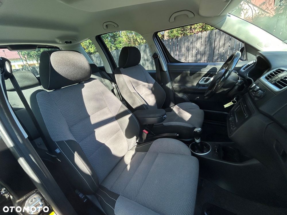 Skoda Roomster - 4