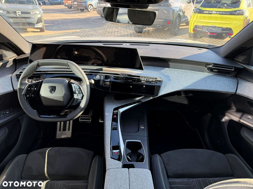 Peugeot 5008 1.2 PureTech mHEV GT S&S e-DCS6 - 7