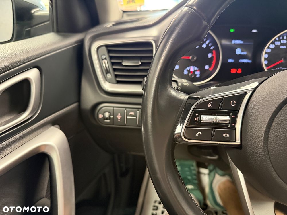 Kia Ceed - 14