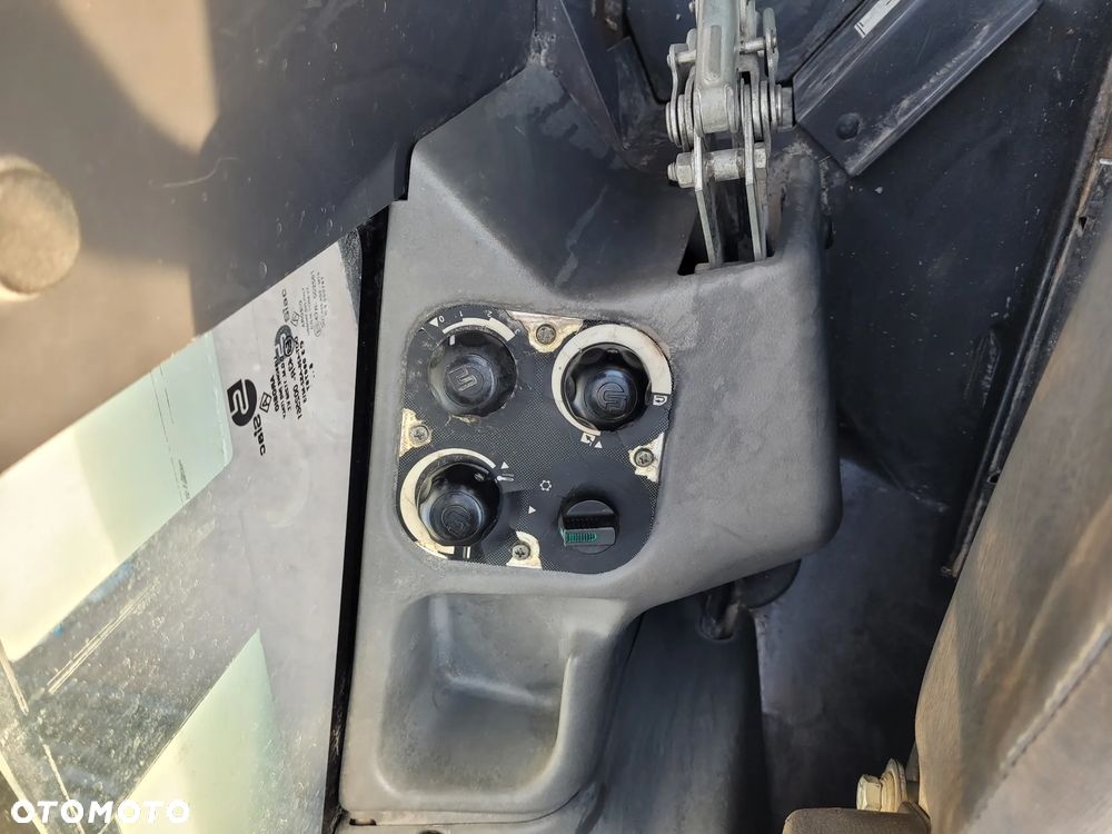 KOMATSU WH 714H - 34