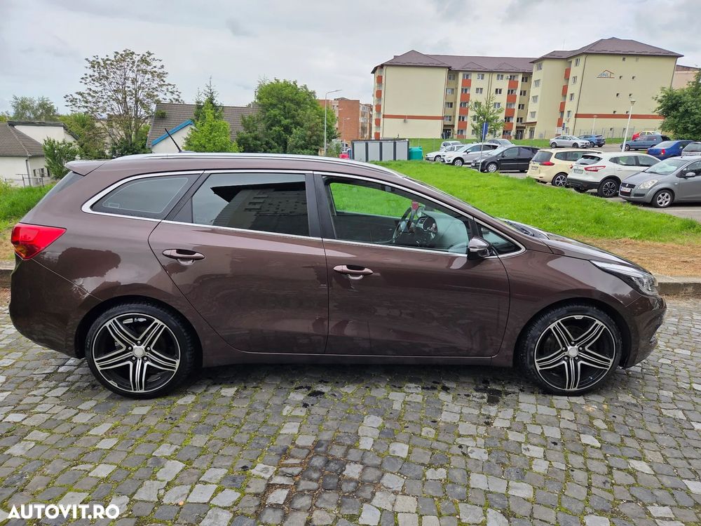 Kia Ceed 1.6 CRDi 128 Aut. Platinum Edition - 2