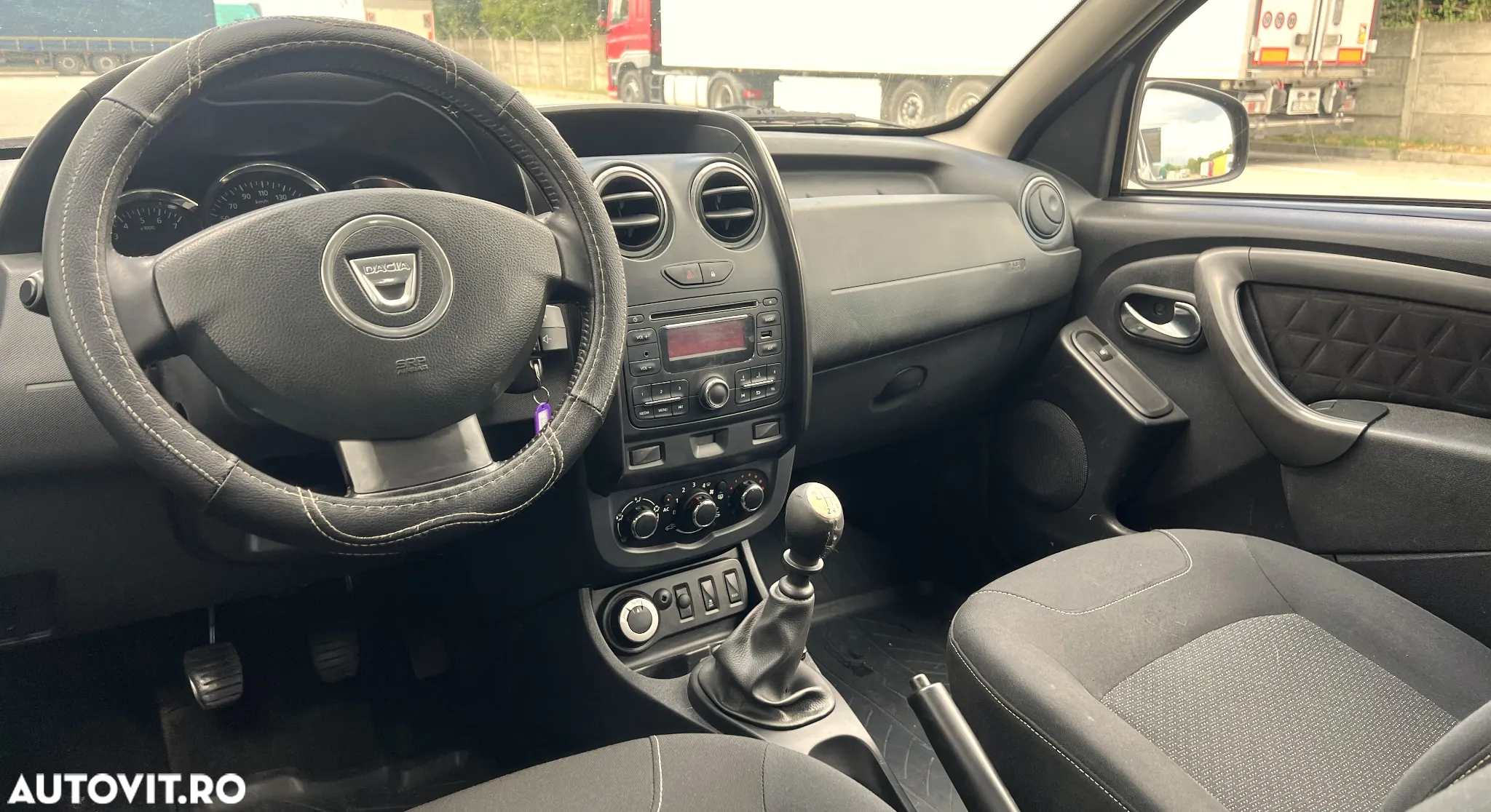 Dacia Duster dCi 110 FAP 4x4 Destination - 13